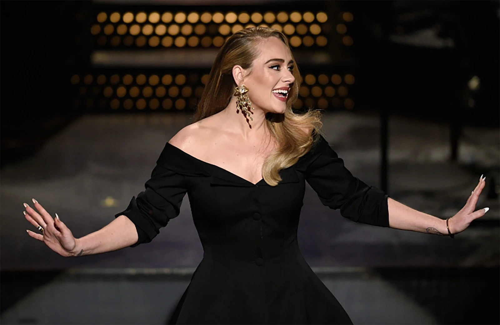Adele gặp nghịch cảnh như Celine Dion, cắt 1 bộ phận trên cơ thể, fan sửng sốt? - Hình 7