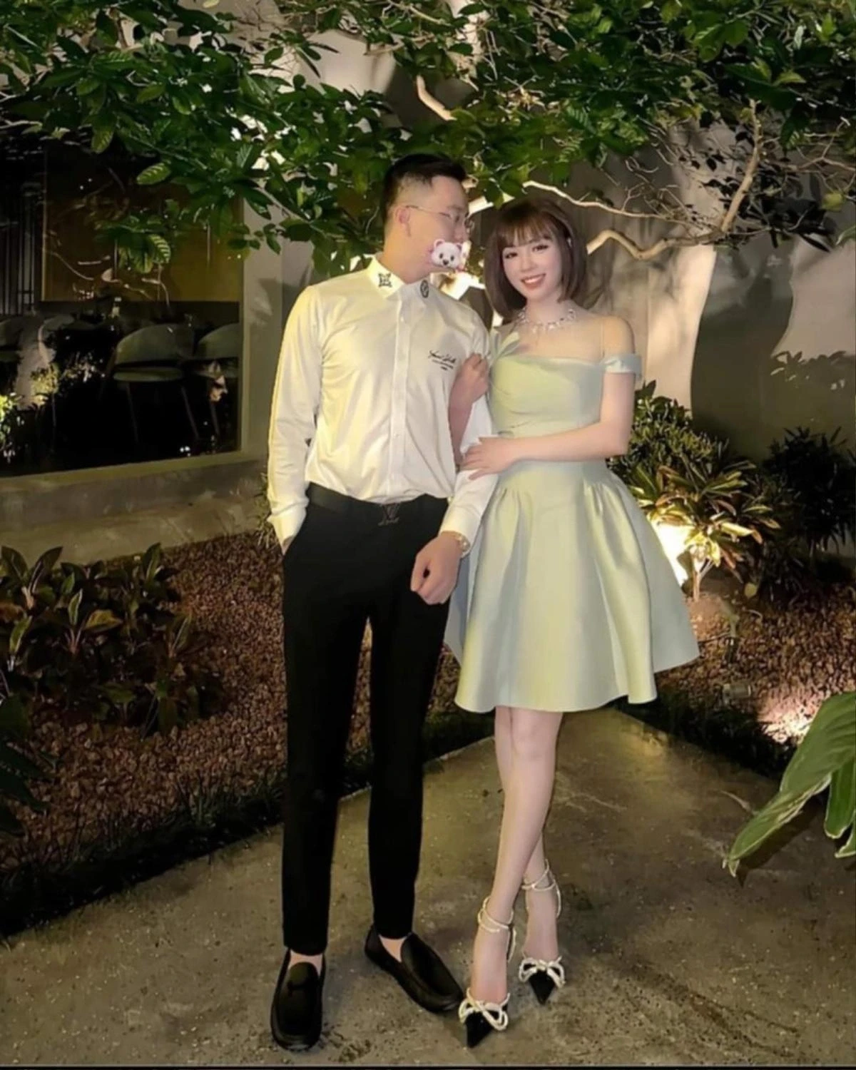 Cô giáo hot nhất MXH bị chồng phản bội, giờ đám cưới lần 2, lộ danh tính chú rể - Hình 4