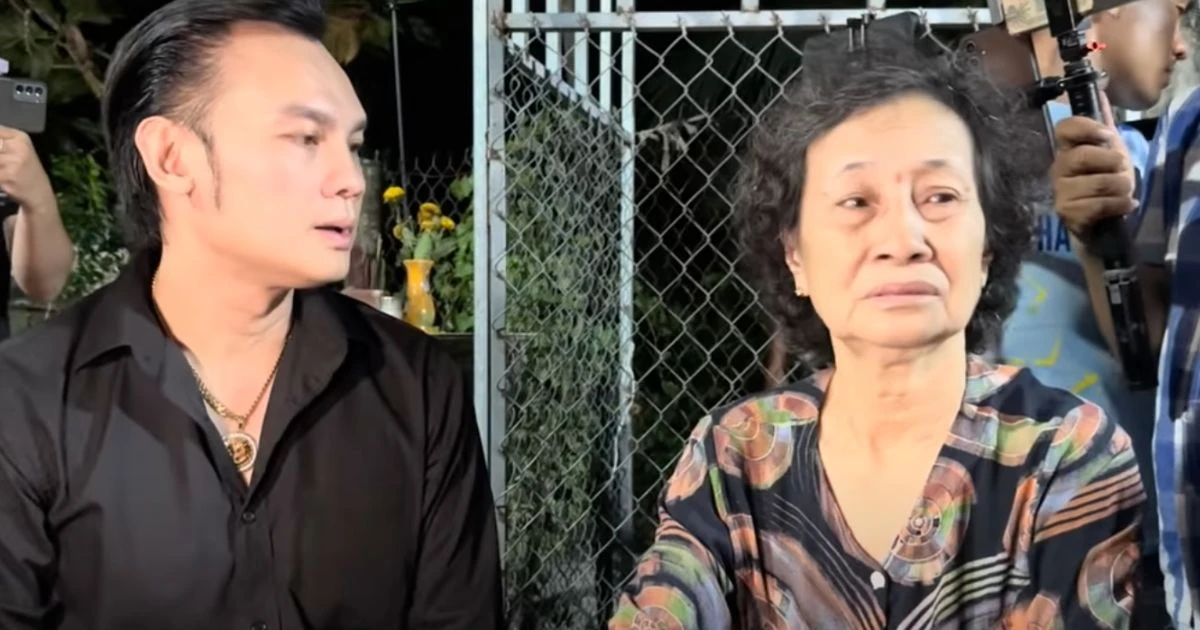 Bà ngoại Kim Tiểu Ly khóc nấc nhận số tiền khủng, Kim Tiểu Long lập tức cầm thay - Hình 9