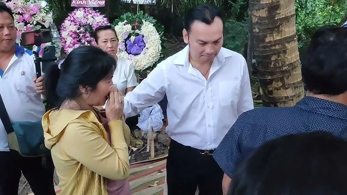 Chị gái hàng xóm mẹ ruột Kim Tiểu Ly bênh vực, bức xúc nói về thông tin đồn thổi - Hình 7
