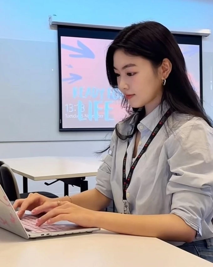 Lọ Lem chăm khoe lưng trần phát sáng, Quyền Linh bình luận 1 câu CĐM đồng tình - Hình 4