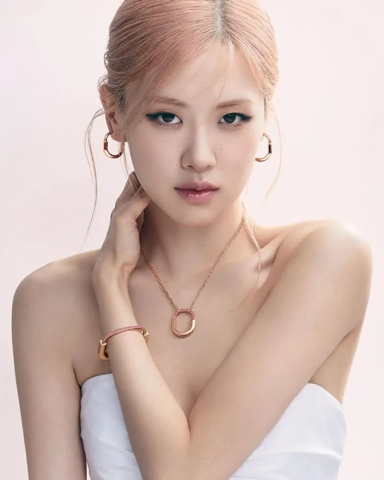 Rosé khóc nức nở vì nỗi cô đơn, lần đầu hé lộ chuyện nghệ sĩ nữ bị quấy rối - Hình 2