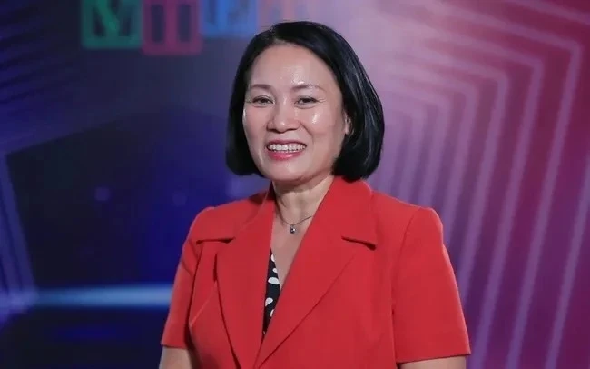 Tạ Bích Loan: Người phụ nữ quyền lực ở VTV, đời tư kín tiếng, giấu kĩ chồng - Hình 6