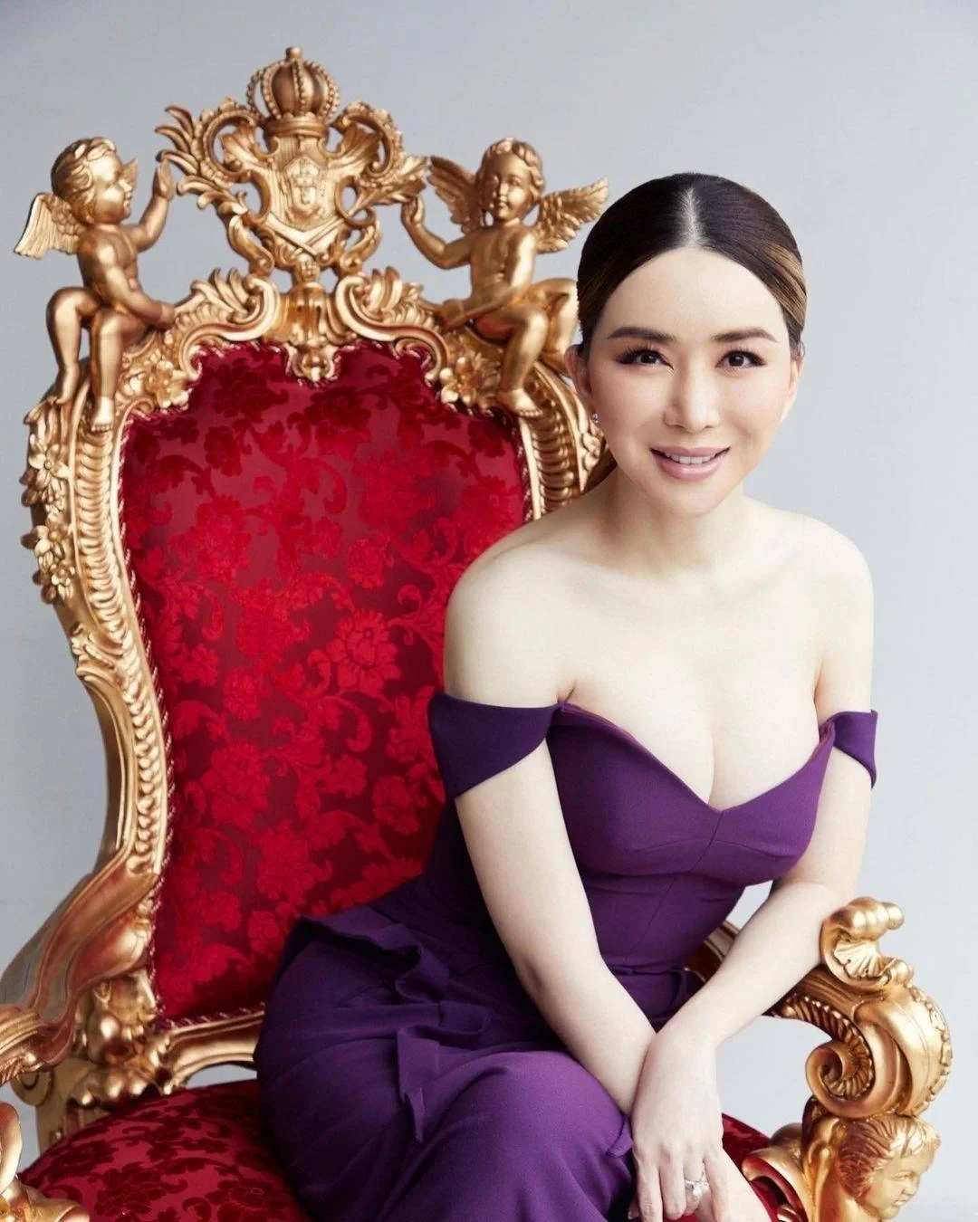 Chủ tịch Miss Universe: tỷ phú chuyển giới, xô Kỳ Duyên khi chụp chung là ai? - Hình 6