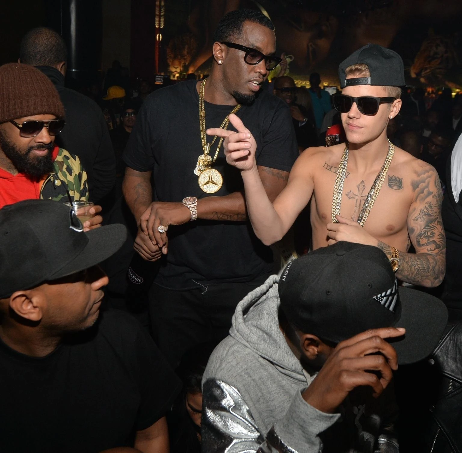 Justin Bieber hiếm hoi lộ diện sau ồn ào Diddy, làm điều đặc biệt cho con trai - Hình 4