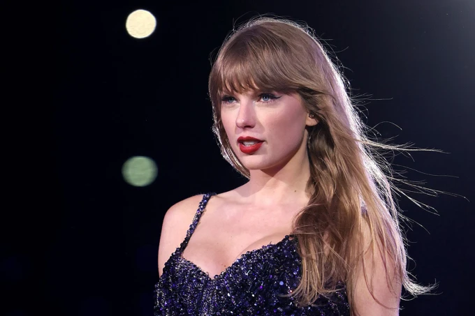 Taylor Swift sốc khi thấy anh chồng tương lai đập điện thoại của fan, sẽ từ hôn? - Hình 8