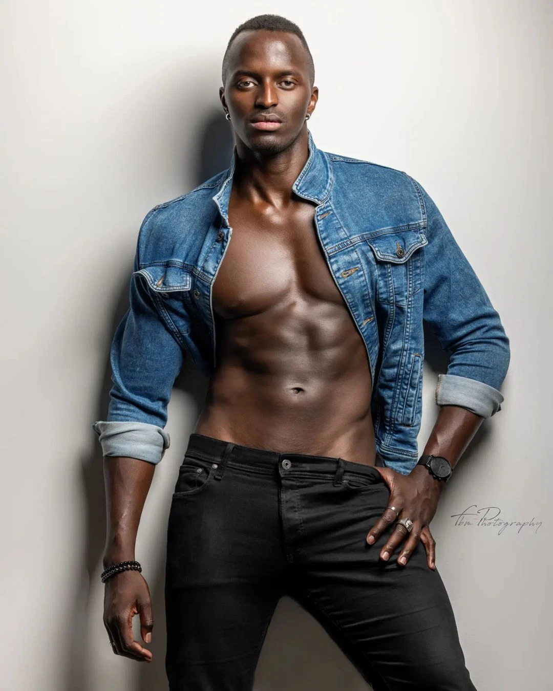 Mr World 2024: đổ bộ Việt Nam, nhan sắc gây bão, Mexico khen nức nở món phở - Hình 12