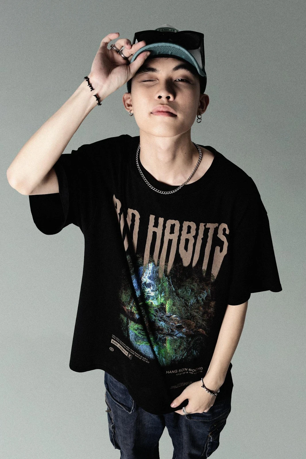 Left Hand: Mang Pluggnb về VN, bại tướng Dangrangto được HIEUTHUHAI tỏ tình - Hình 7