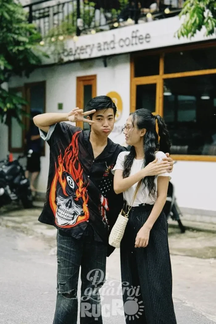 Cặp đôi phụ Đi Giữa Trời Rực Rỡ: Trên phim tình bể bình, ngoài đời sắp kết hôn? - Hình 4