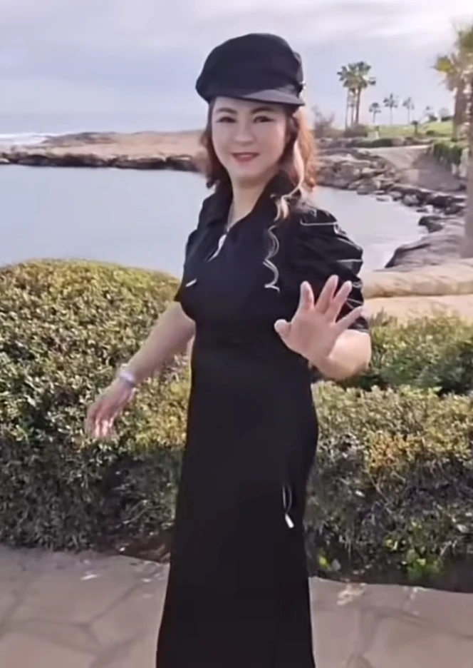 Bà Phương Hằng bật khóc kể khổ ở châu Âu, có thể sẽ không trở về vì 1 lý do - Hình 3
