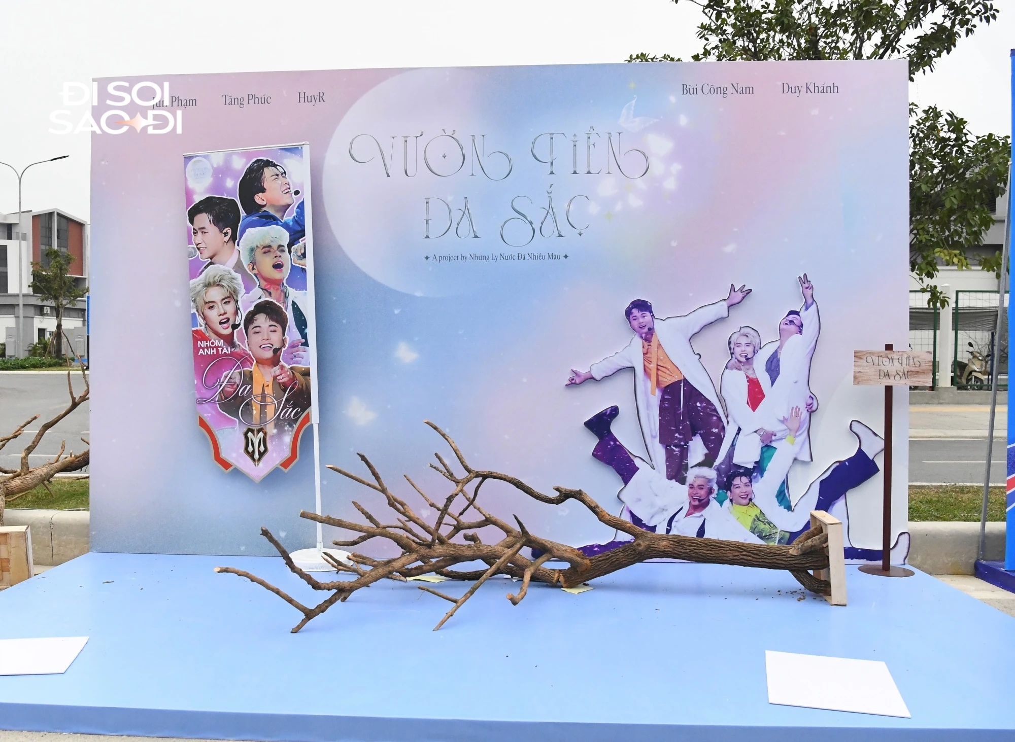 Dàn anh tài trùm kín mít tổng duyệt concert Chông Gai dưới trời rét buốt, SOOBIN vừa xuất hiện đã check var ngay! - Hình 17