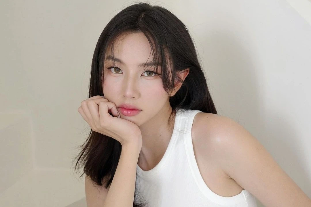 Hoa hậu Thùy Tiên: Tôi thích bạn trai lớn hơn nhiều tuổi - Hình 1