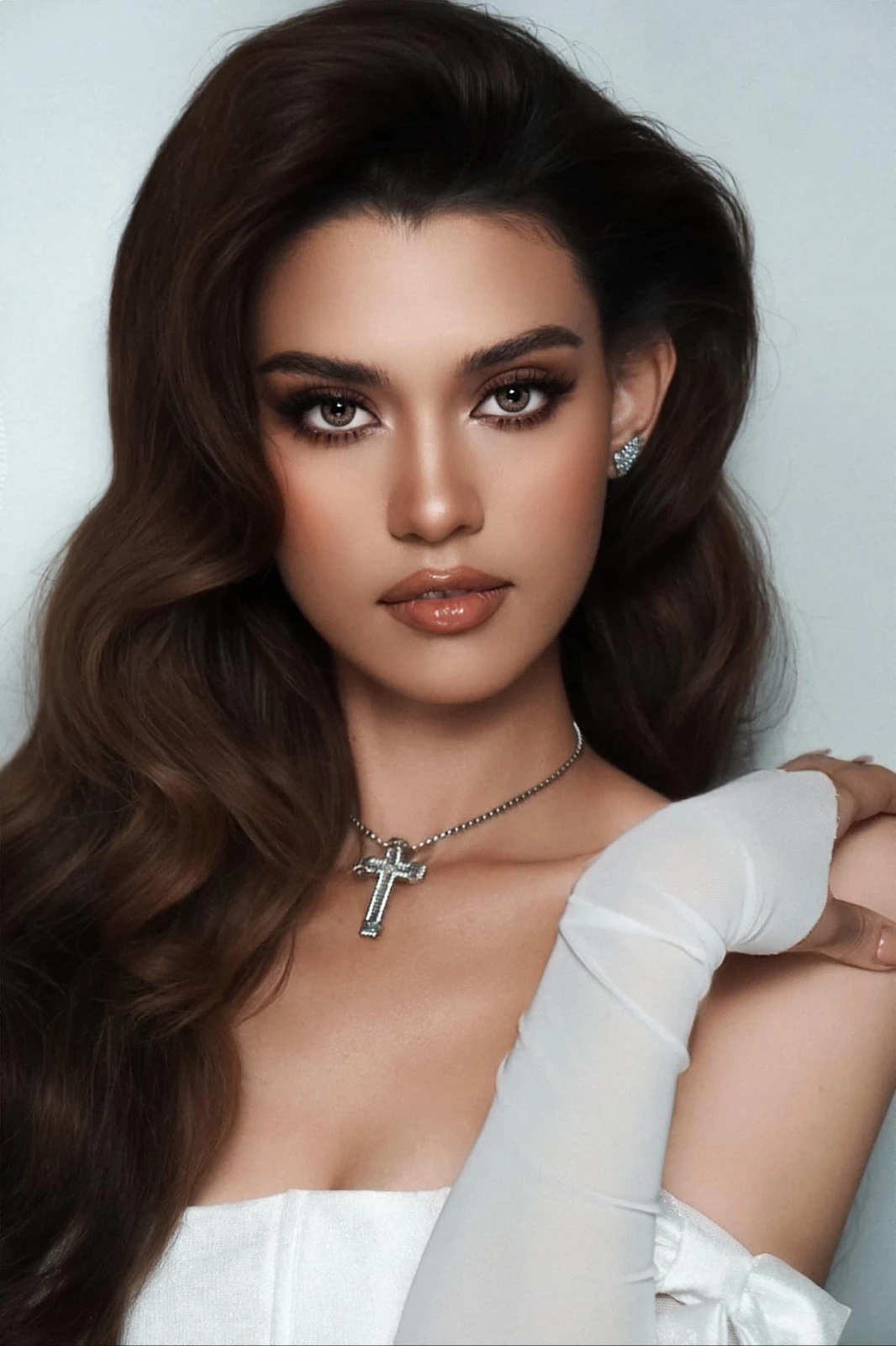 Thomas Iris Thanh: Mỹ nhân lai Đức thi Miss Cosmo VN, bạn trai mất trước bán kết - Hình 1