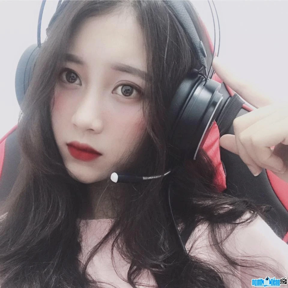 Streamer Nắng: 2 lần bệnh K, 9 lần từ chối bạn trai, đời tư hiện tại gây choáng? - Hình 2