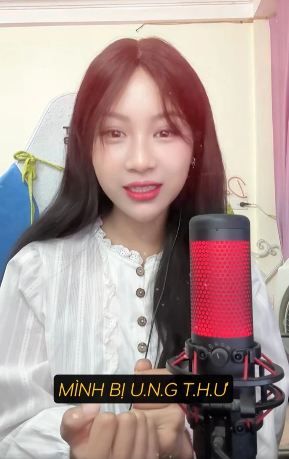 Streamer Nắng: 2 lần bệnh K, 9 lần từ chối bạn trai, đời tư hiện tại gây choáng? - Hình 1