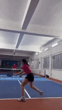 2 hot girl làng bóng đá xuống sắc vì mải mê chơi pickleball - Hình 3