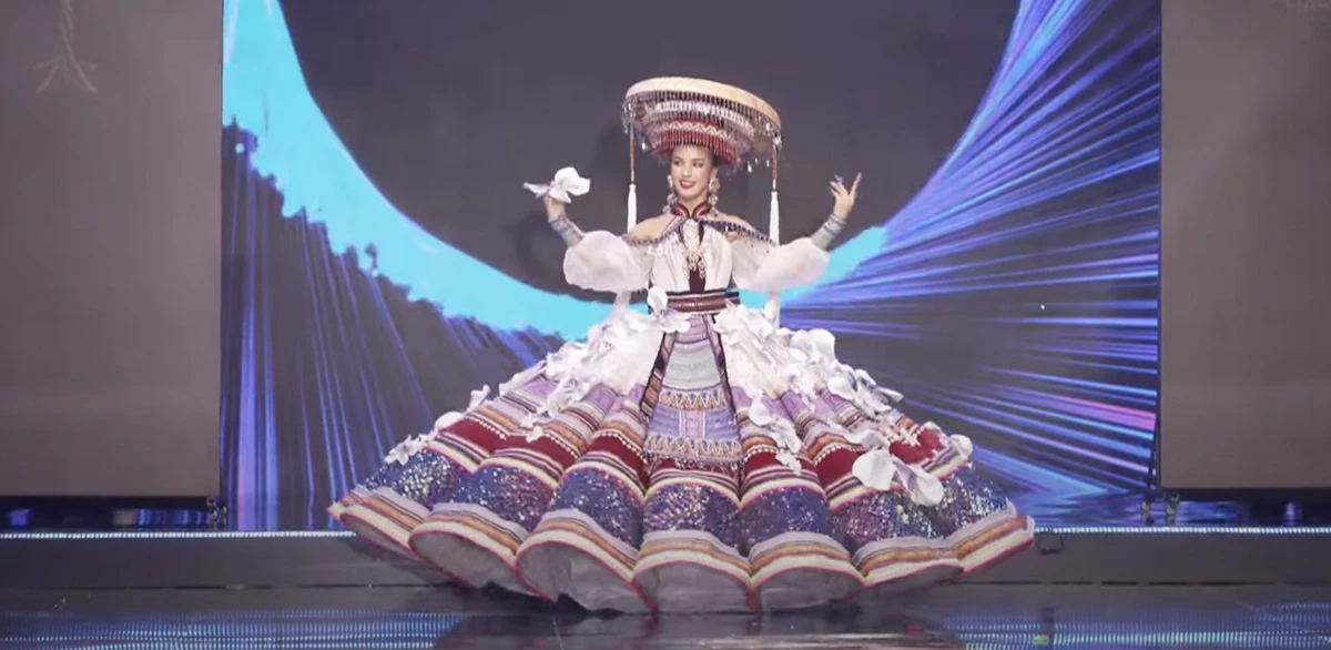 Bán kết Miss Charm 2024: Quỳnh Nga té đau trên sân khấu, xử lý ngoạn mục ăn điểm - Hình 4