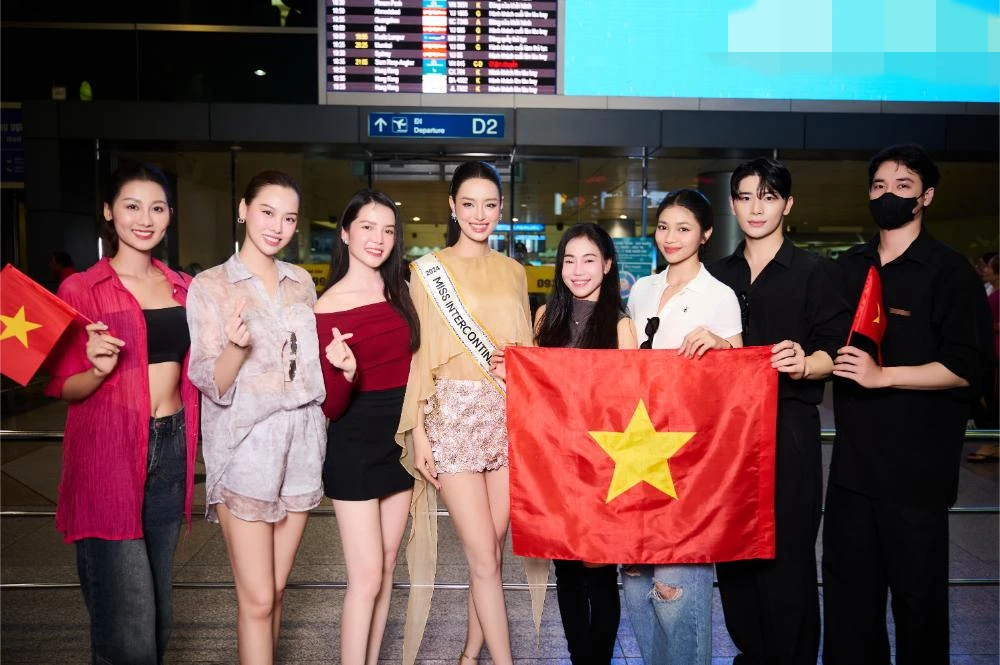 Á hậu Liên lục địa réo tên Khánh Linh còn tuyên bố điều sốc, fan sắc đẹp rần rần - Hình 3