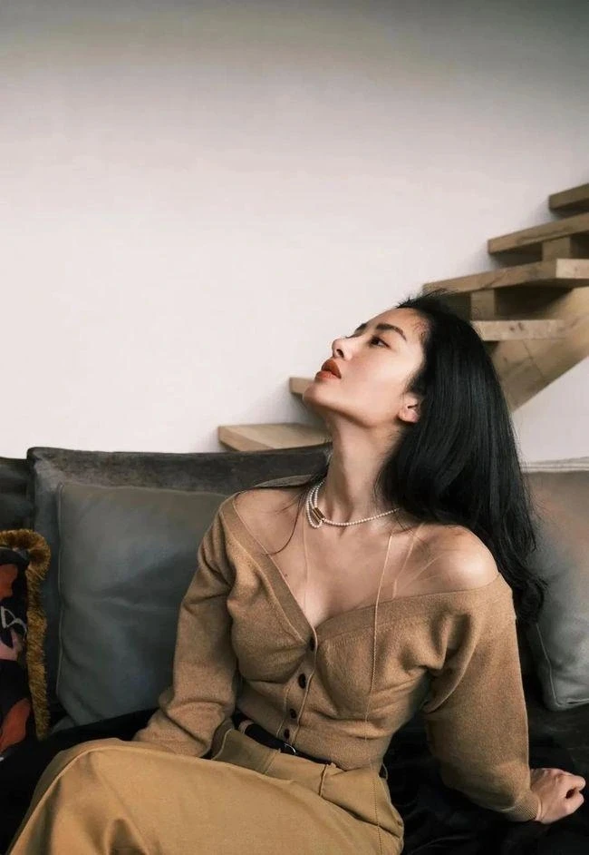 Dương Thái Ngọc: Người tình cha nuôi siêu giàu của Lưu Diệc Phi, sự nghiệp thảm - Hình 5