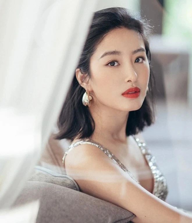 Dương Thái Ngọc: Người tình cha nuôi siêu giàu của Lưu Diệc Phi, sự nghiệp thảm - Hình 1