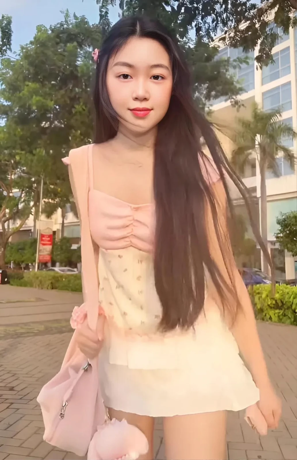 Lọ Lem nổ lộ liễu, bị bắt bài bê gia tài phụ huynh, Quyền Linh nói rõ? - Hình 3