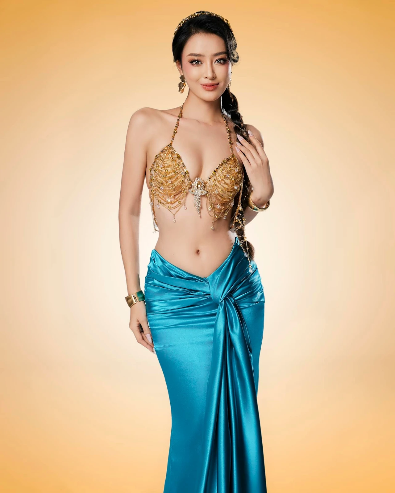 Miss Intercontinental: Bùi Khánh Linh diện váy đẹp nhức nhối, lộ bí mật vé vote - Hình 2