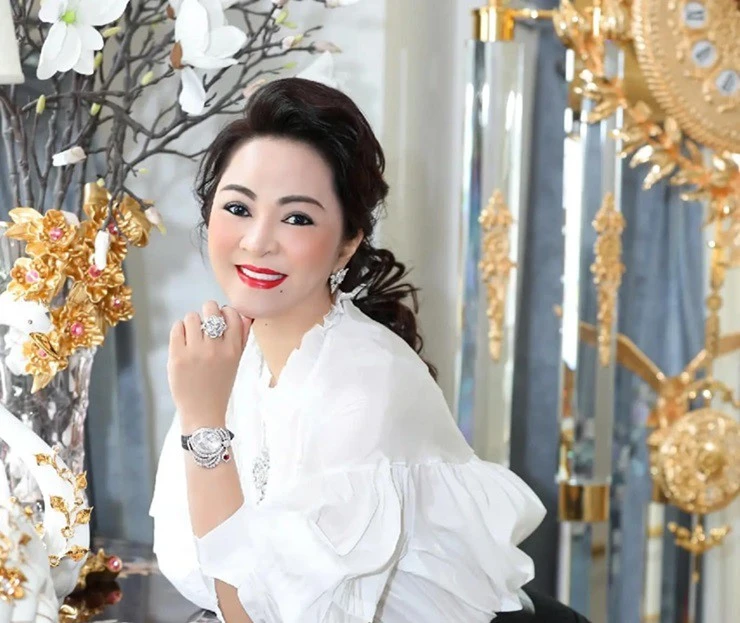Bà Phương Hằng náo loạn châu Âu, đứng đầu MXH ở Síp, giúp cò nhà lên hương - Hình 5