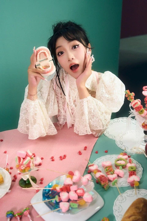 Chi Xê: Tân binh có chống lưng khủng, debut làm ca sĩ sau 1 hit viral Tiktok? - Hình 6