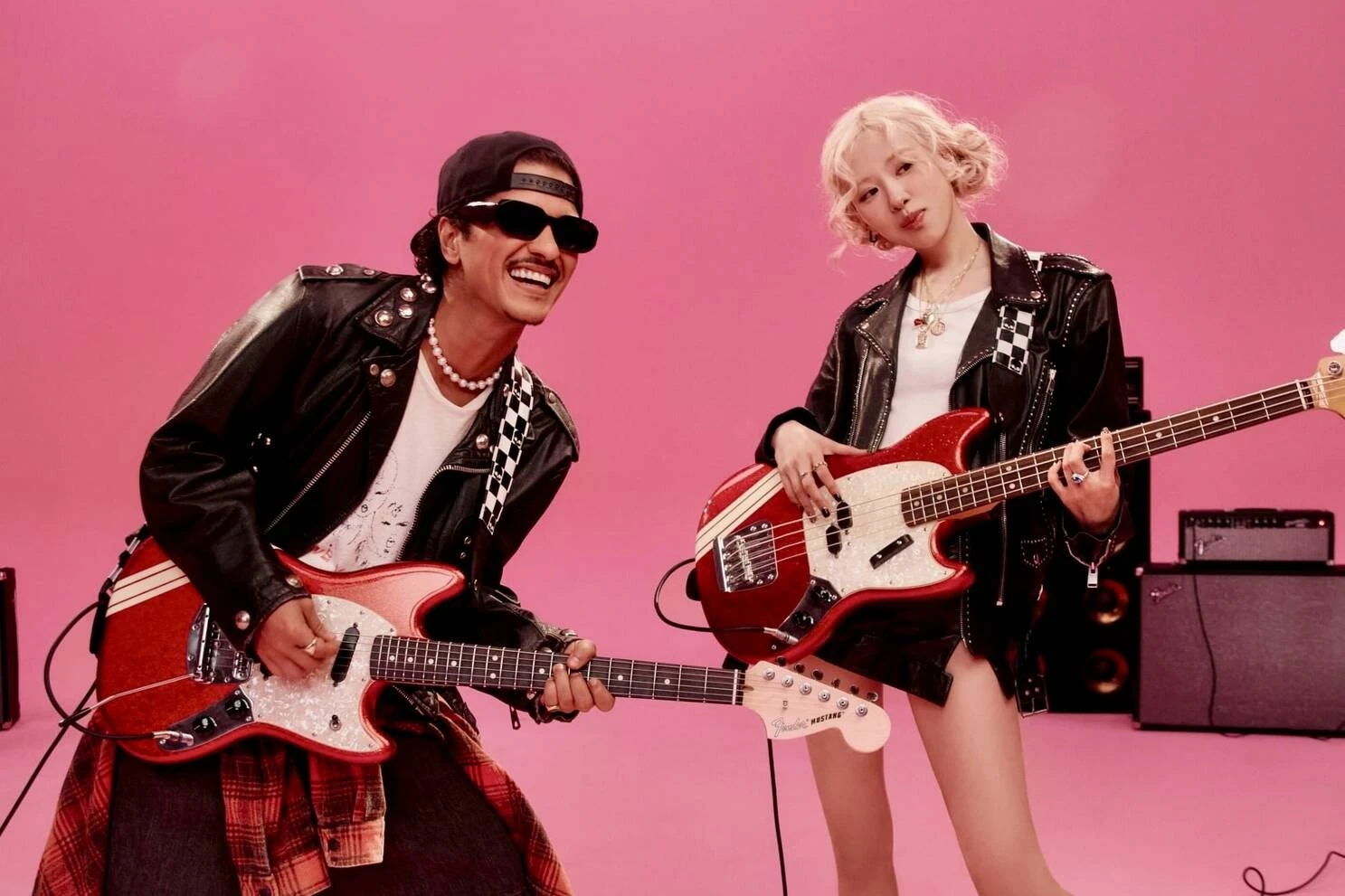 Bruno Mars lộ bí mật giấu kín, không dám bỏ mũ vì điều khó nói, fan nghe tá hỏa - Hình 4