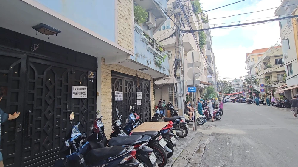Cháu gái Vũ Linh cầu cứu trước ngày xét xử tranh chấp thừa kế với Hồng Loan - Hình 4