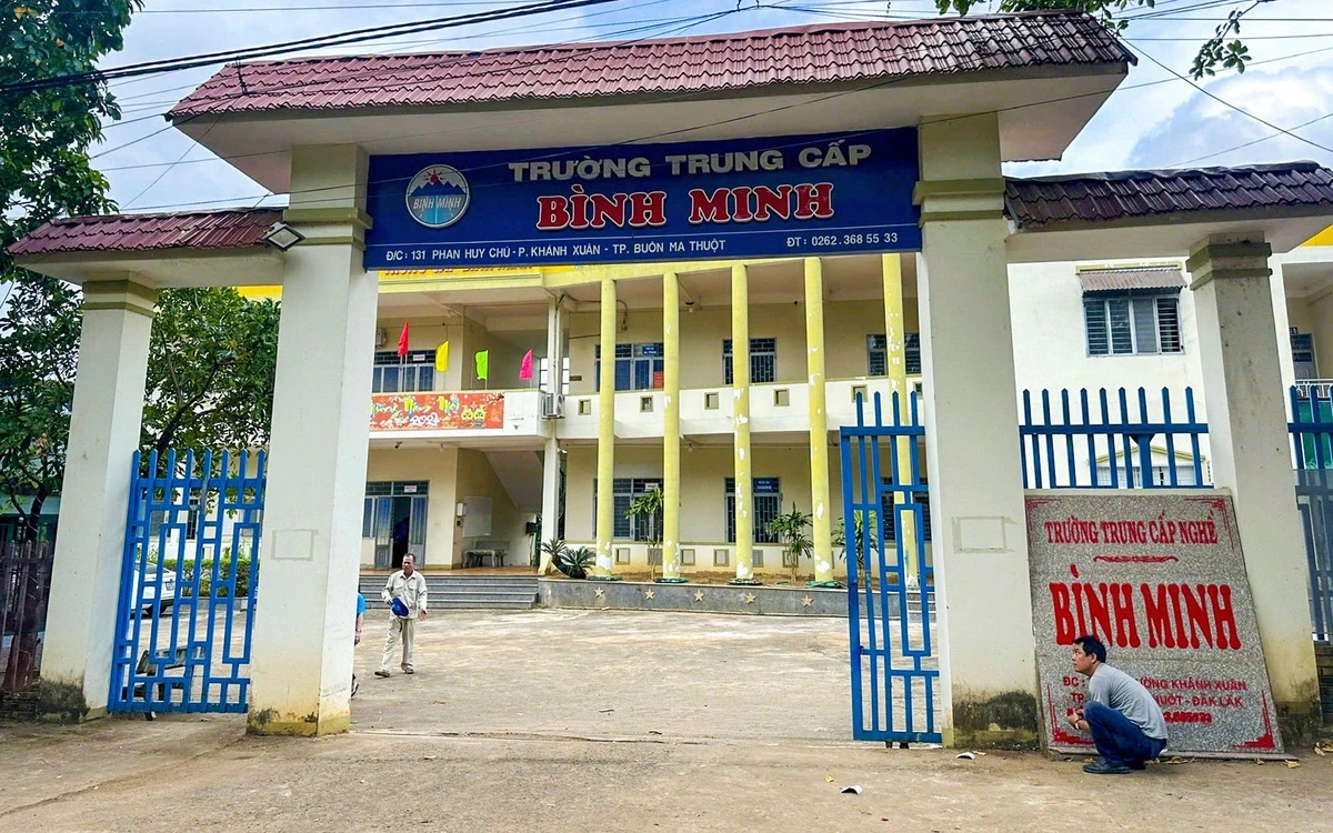 Hiệu trưởng ở Đắk Lắk làm chuyện động trời, rao bán trường vì lý do khó đỡ? - Hình 1