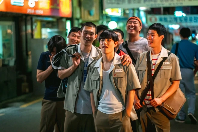 Im Si Wan: Tra nam Squid Game 2, idol lấn sân diễn xuất, vừa lên ngôi Thị đế - Hình 11
