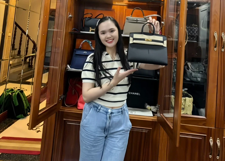 Vợ Duy Mạnh bị bảo vệ chặn cửa khó dễ, 43 giây giải bày khiến MXH dậy sóng? - Hình 8