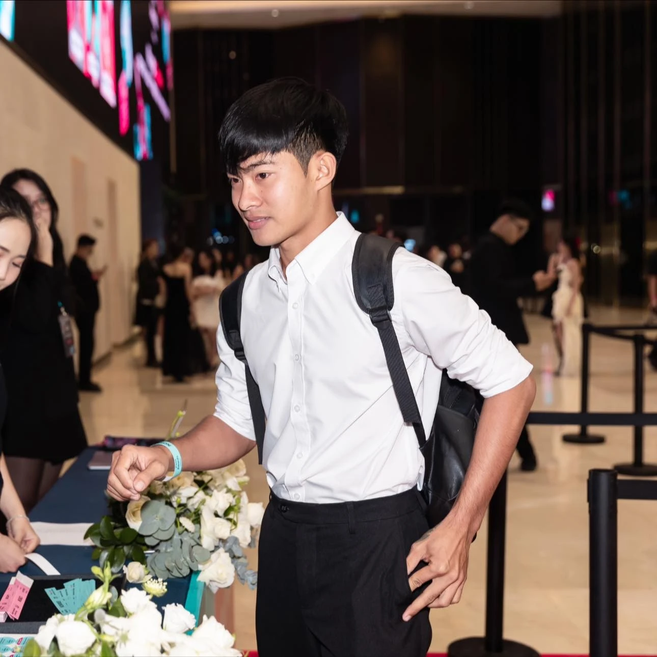 Lê Tuấn Khang bị Ngân 98 réo, nói điều không tưởng, CĐM vẽ chân dung đáp trả? - Hình 4