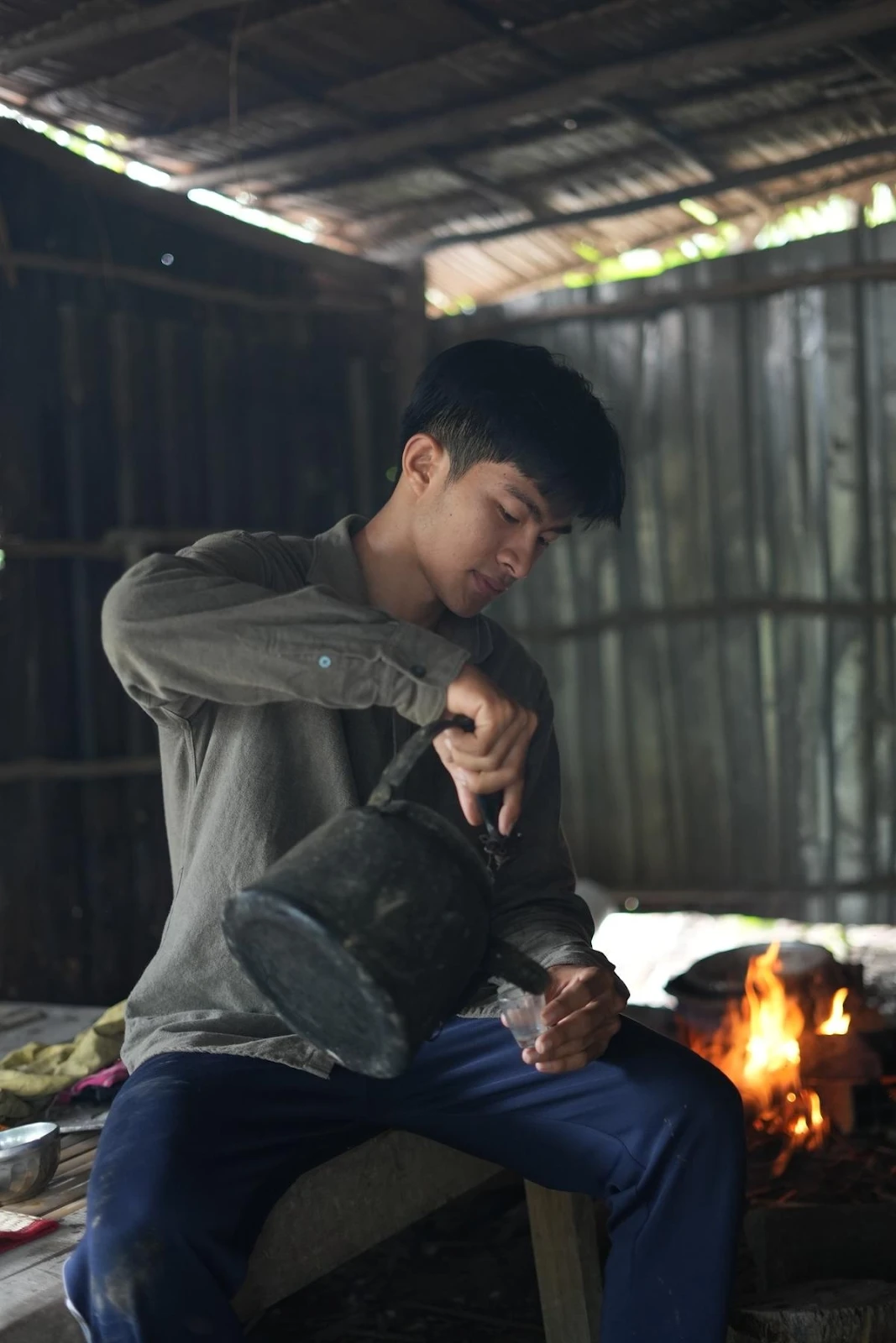 Lê Tuấn Khang bị Ngân 98 réo, nói điều không tưởng, CĐM vẽ chân dung đáp trả? - Hình 1