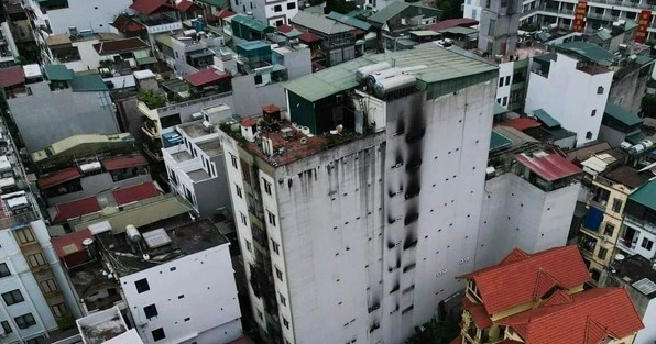 Khuong Ha apartment fire: 7 people involved revealed, prosecuted? - Photo 5