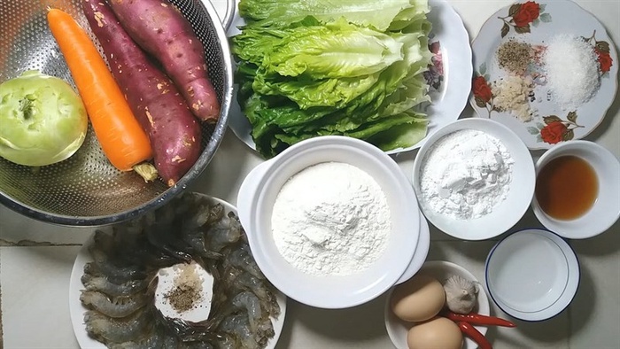 Bánh tôm làm theo cách này không cần khuôn vẫn giòn rụm, không bị ỉu, chuẩn vị Hà thành - Hình 1