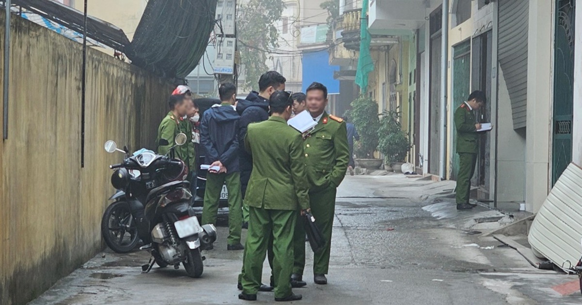 Nghẹt thở phá cửa cứu 3 mẹ con trong ngôi nhà cháy: Con bỏng nặng, mẹ hoảng loạn - Hình 6