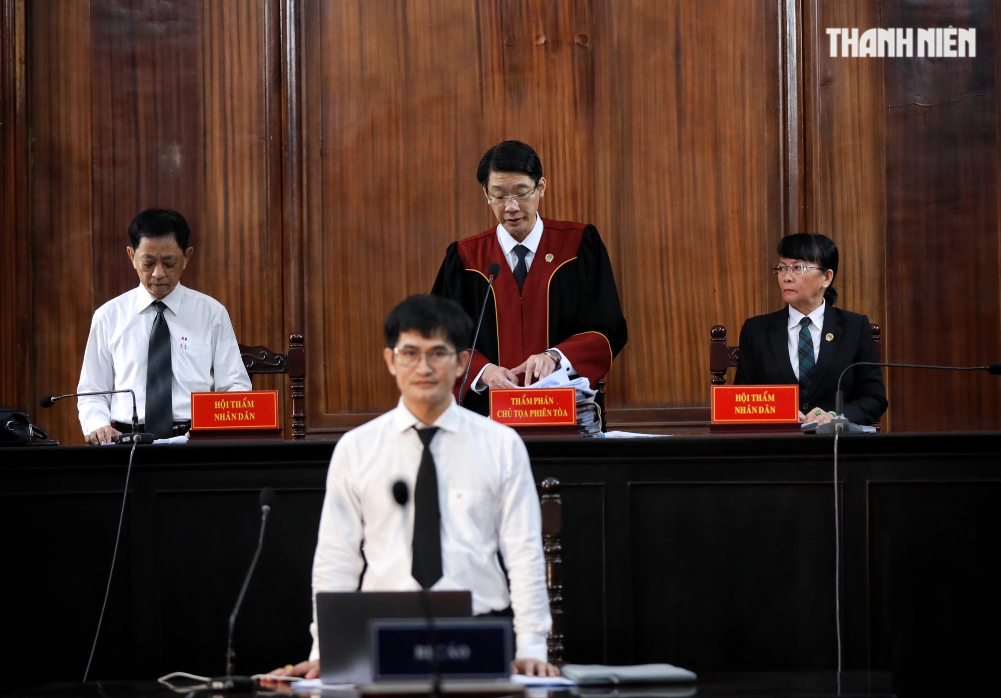 Ngọc Trinh được tuyên án treo, trả tự do ngay tại tòa - Hình 4