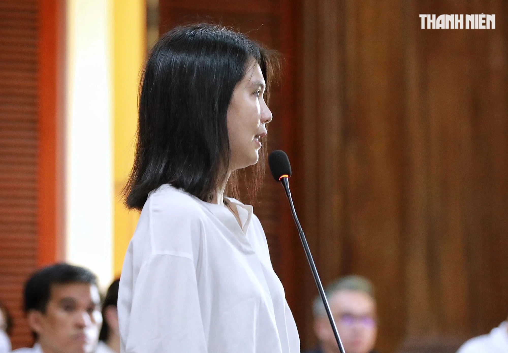 Ngọc Trinh được tuyên án treo, trả tự do ngay tại tòa - Hình 1