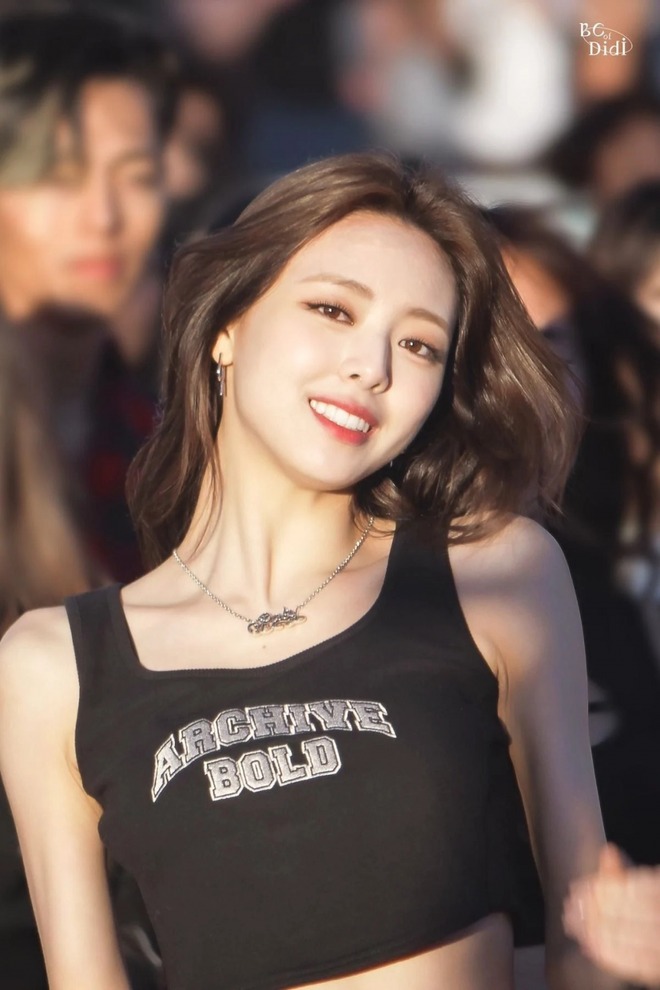 Sự thật sau tin đồn nữ thần Kpop độn hông để có body đỉnh đến mức được khen đẹp hơn cả Jennie - Hình 6