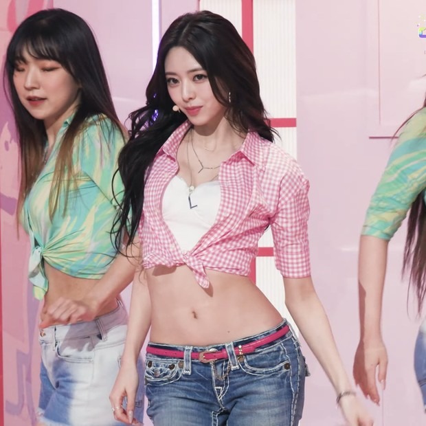 Sự thật sau tin đồn nữ thần Kpop độn hông để có body đỉnh đến mức được khen đẹp hơn cả Jennie - Hình 4