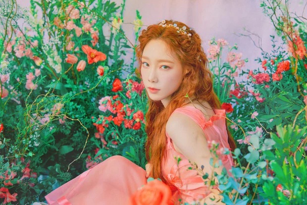 Jennie chạy show không nghỉ giữ danh tiếng vẫn bị Taeyeon (SNSD) leo lên đầu - Hình 1