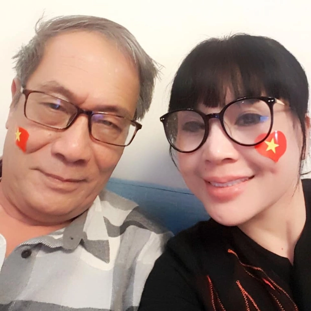 NSND Lan Hương Em bé Hà Nội: Người đẹp không tuổi, U60 bình yên bên chồng - Hình 8