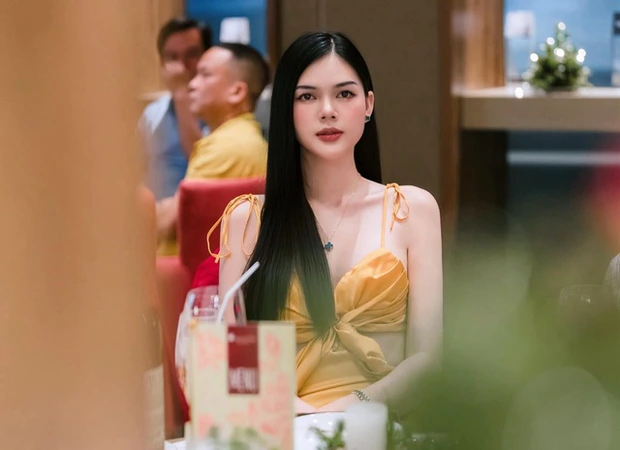 Ngọc Trinh thay đổi bất ngờ sau khi bị bạn trai cắm sừng phải xuống tóc quy y - Hình 8