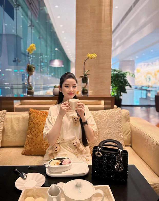 Chu Thanh Huyền bị mỉa mai nặng lời, sốc với thái độ gay gắt của cư dân mạng - Hình 8
