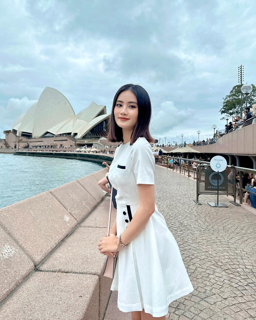 HH Ý Nhi mạnh tay vung tiền sống sang sau chuỗi ngày chật vật tiết kiệm tại Úc - Hình 4