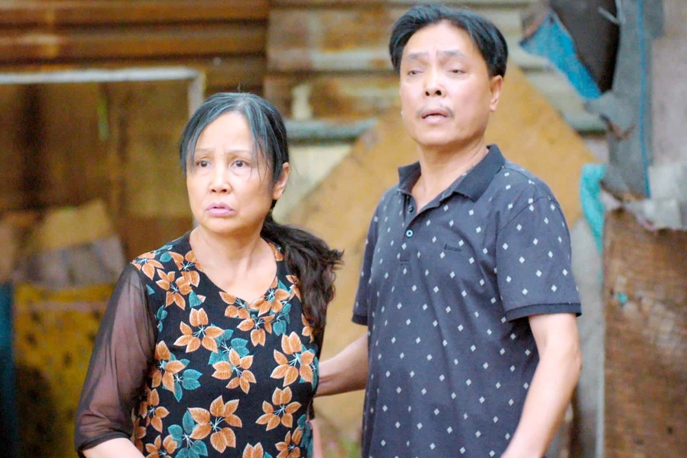 NSND Ngọc Thư: Nữ nghệ sĩ có hàm Đại tá, hôn nhân bình yên bên NSƯT Minh Tuấn - Hình 4
