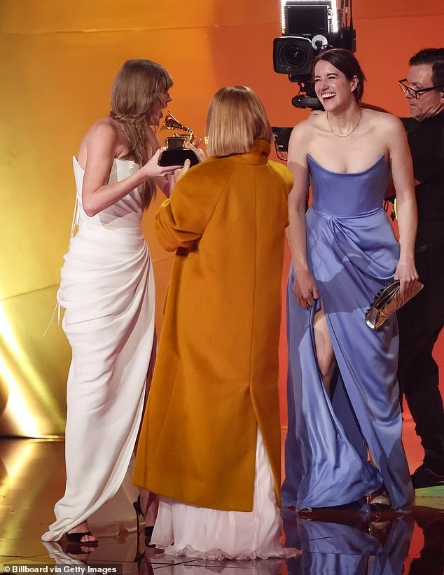 Taylor Swift bị tố vô lễ với Celine Dion ở Grammy, người trong cuộc nói gì? - Hình 3