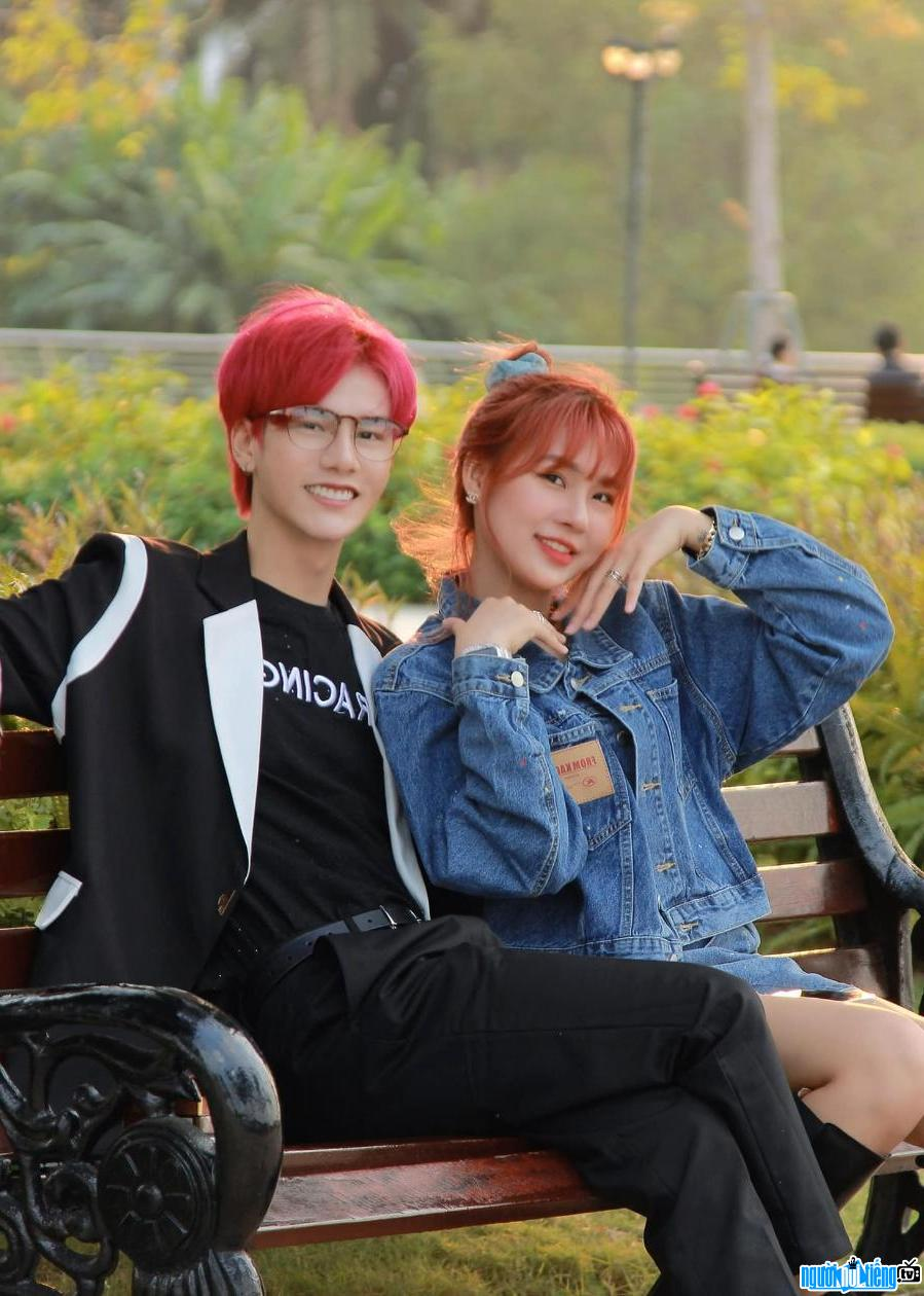 Ngô Ngọc Hòa: Tiktoker hỏng mũi, dao kéo 2 lần, 2k2 có kênh Youtube 10 triệu sub - Hình 4